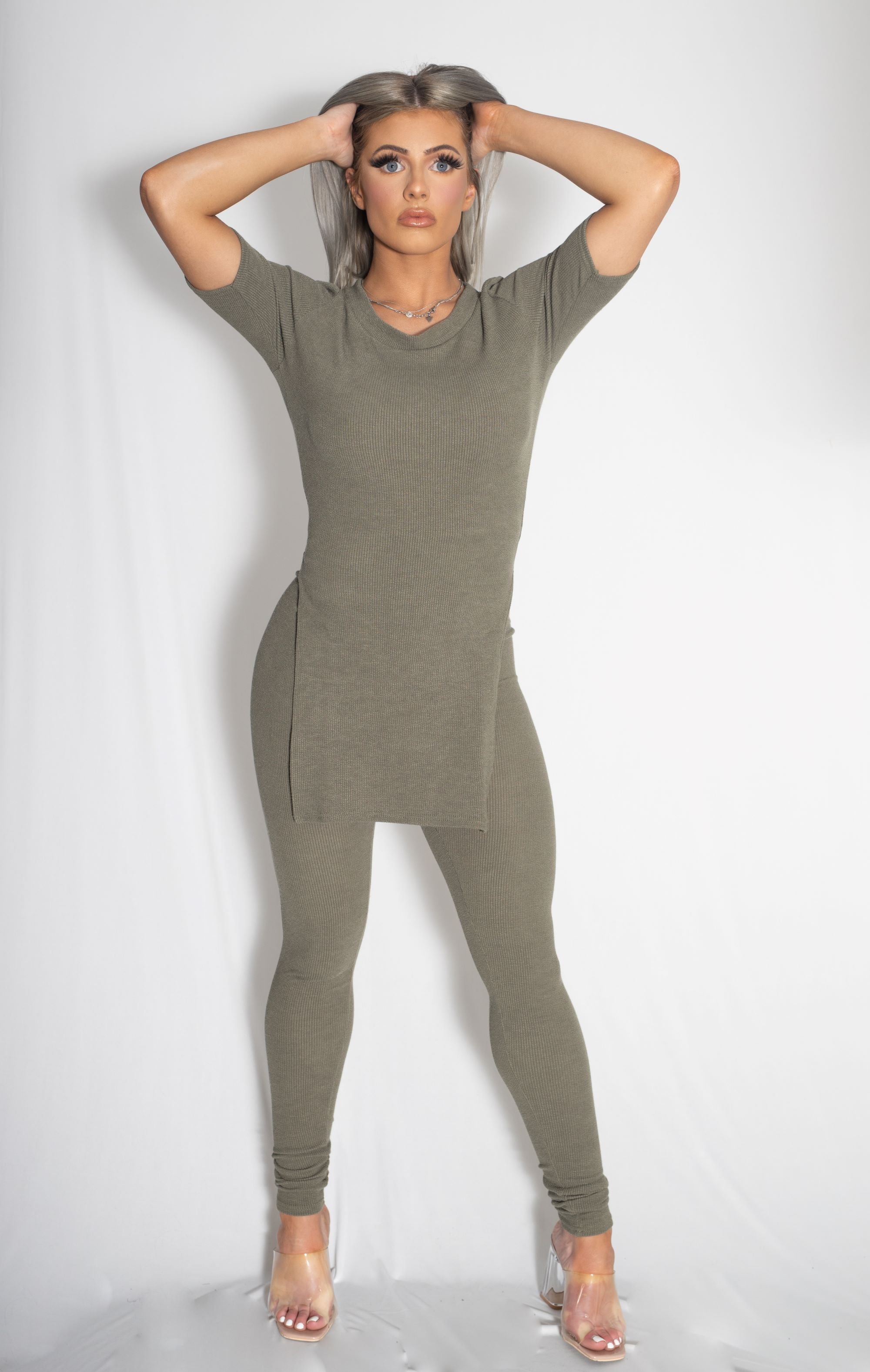 Zammi 2 PIECE SIDE SPLIT TOP WITH LEGGINGS in Grey - Detail Shot