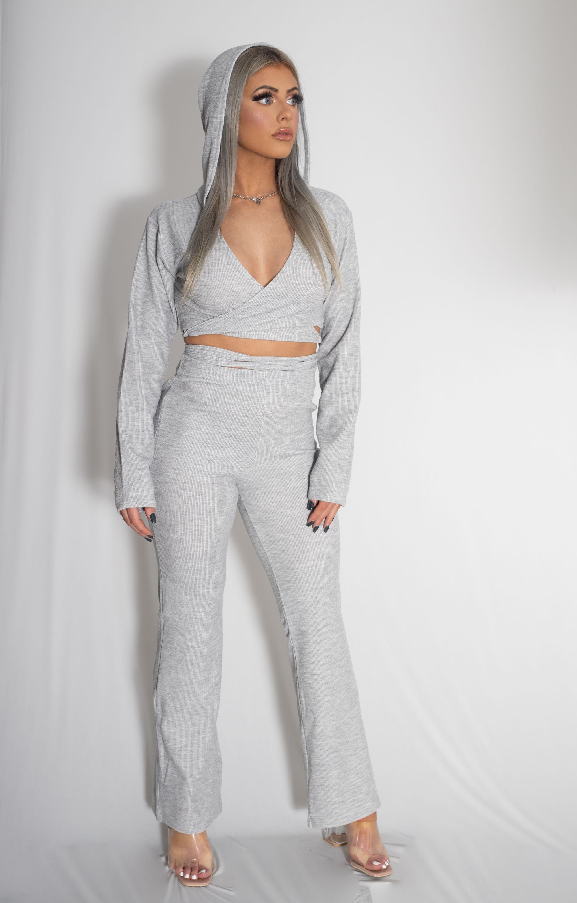 Zammi WAIST WRAP HOODIE WITH FLARE TROUSERS in Grey - Close-up Detail