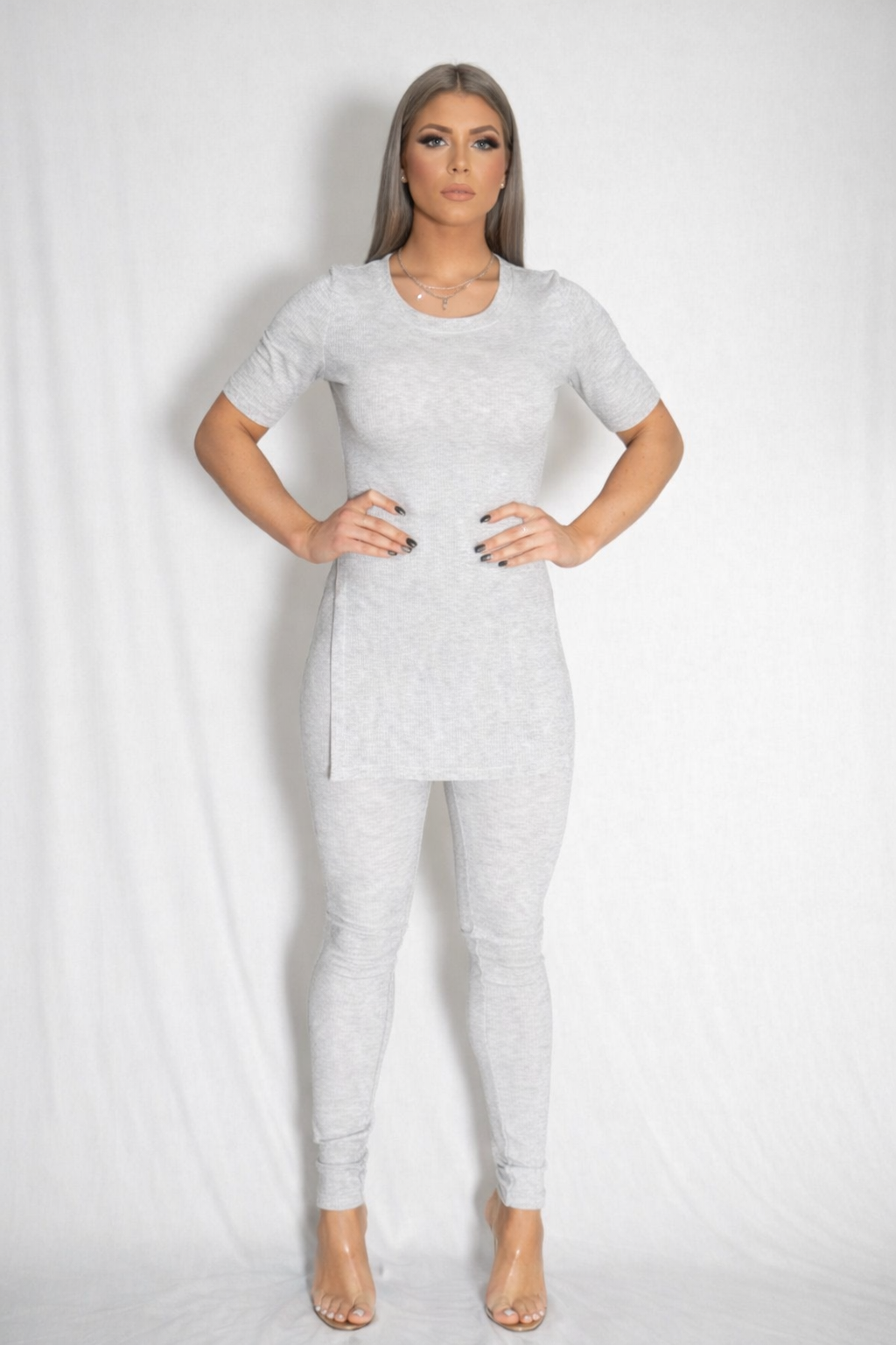 Zammi 2 PIECE SIDE SPLIT TOP WITH LEGGINGS in Grey - Close-up Detail